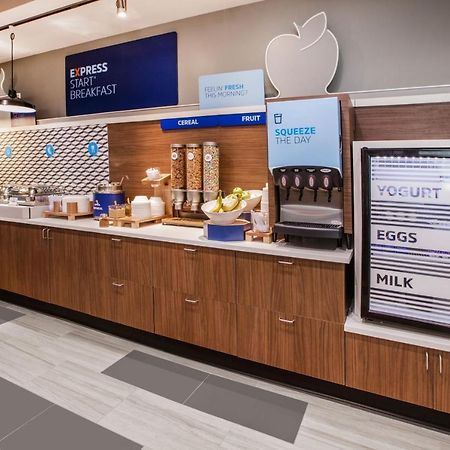 Holiday Inn Express & Suites - Ottawa By Ihg エクステリア 写真