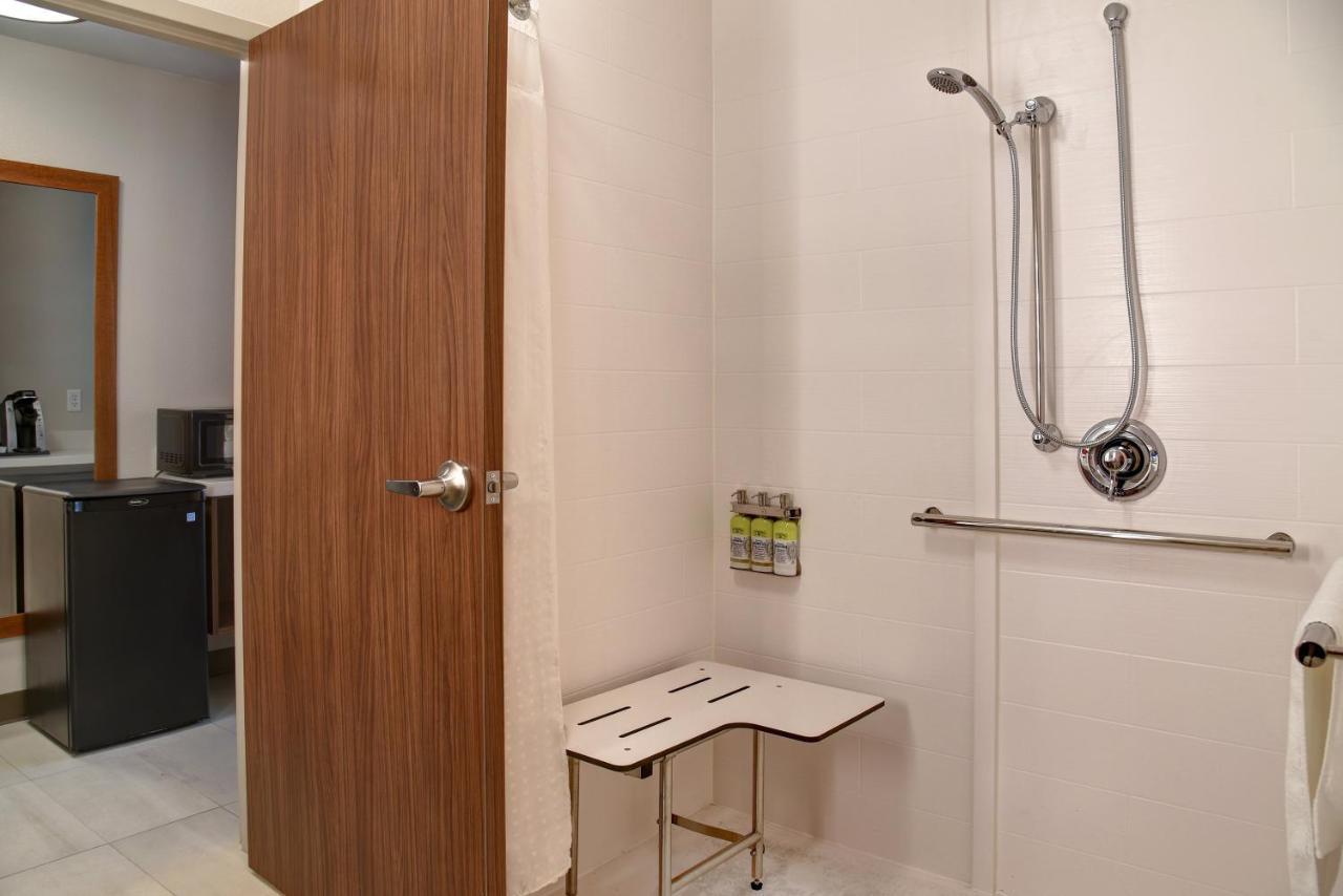 Holiday Inn Express & Suites - Ottawa By Ihg エクステリア 写真